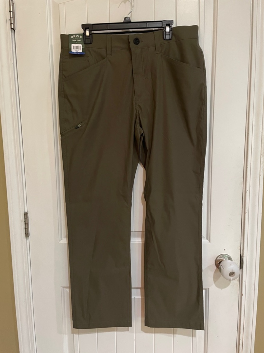 Orvis NWT tech pants in Army green 36x30